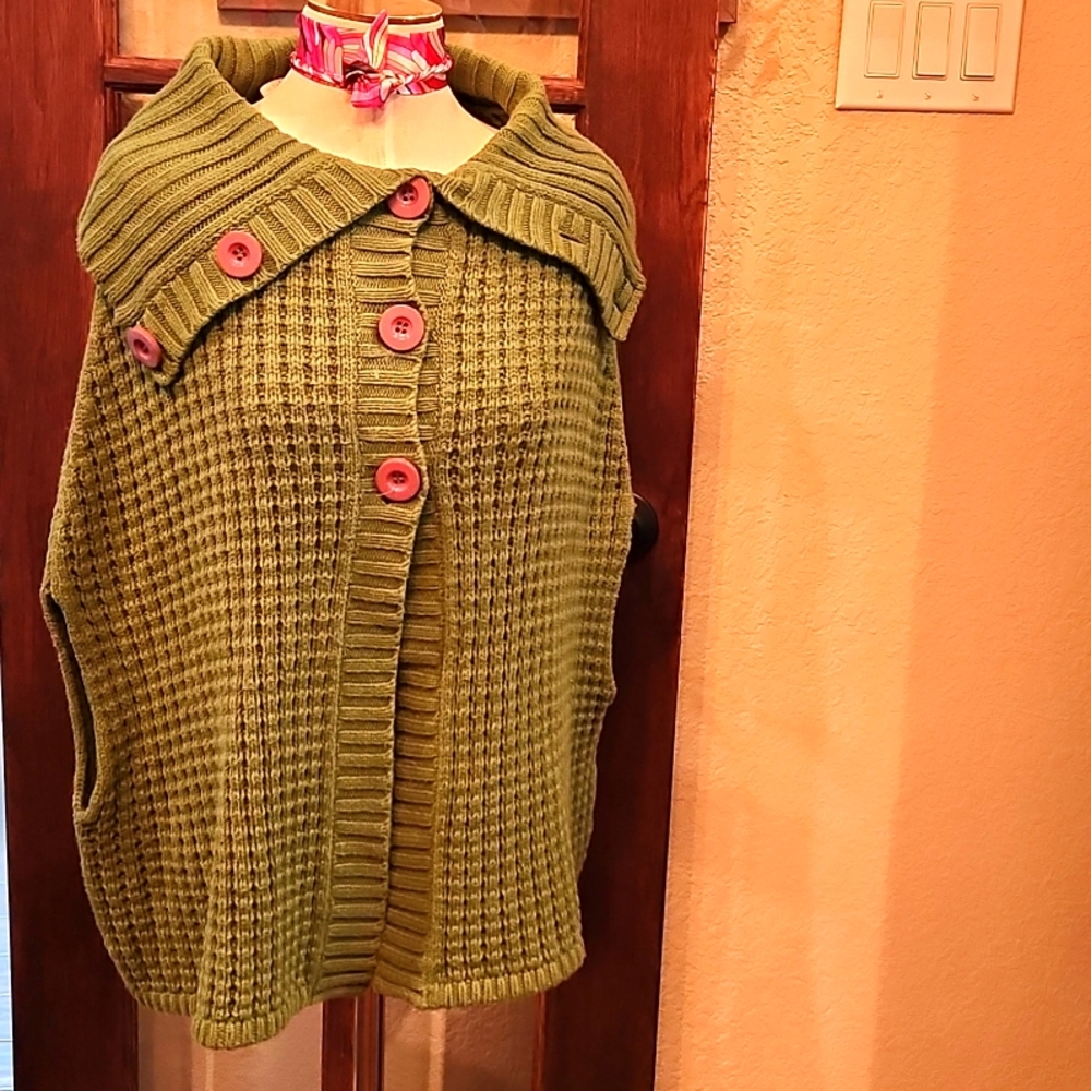 Sweater cape